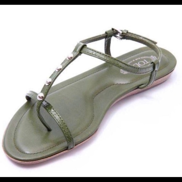 Tod's Matisse Patent Leather Stud Sandal Olive - Picture 3 of 7